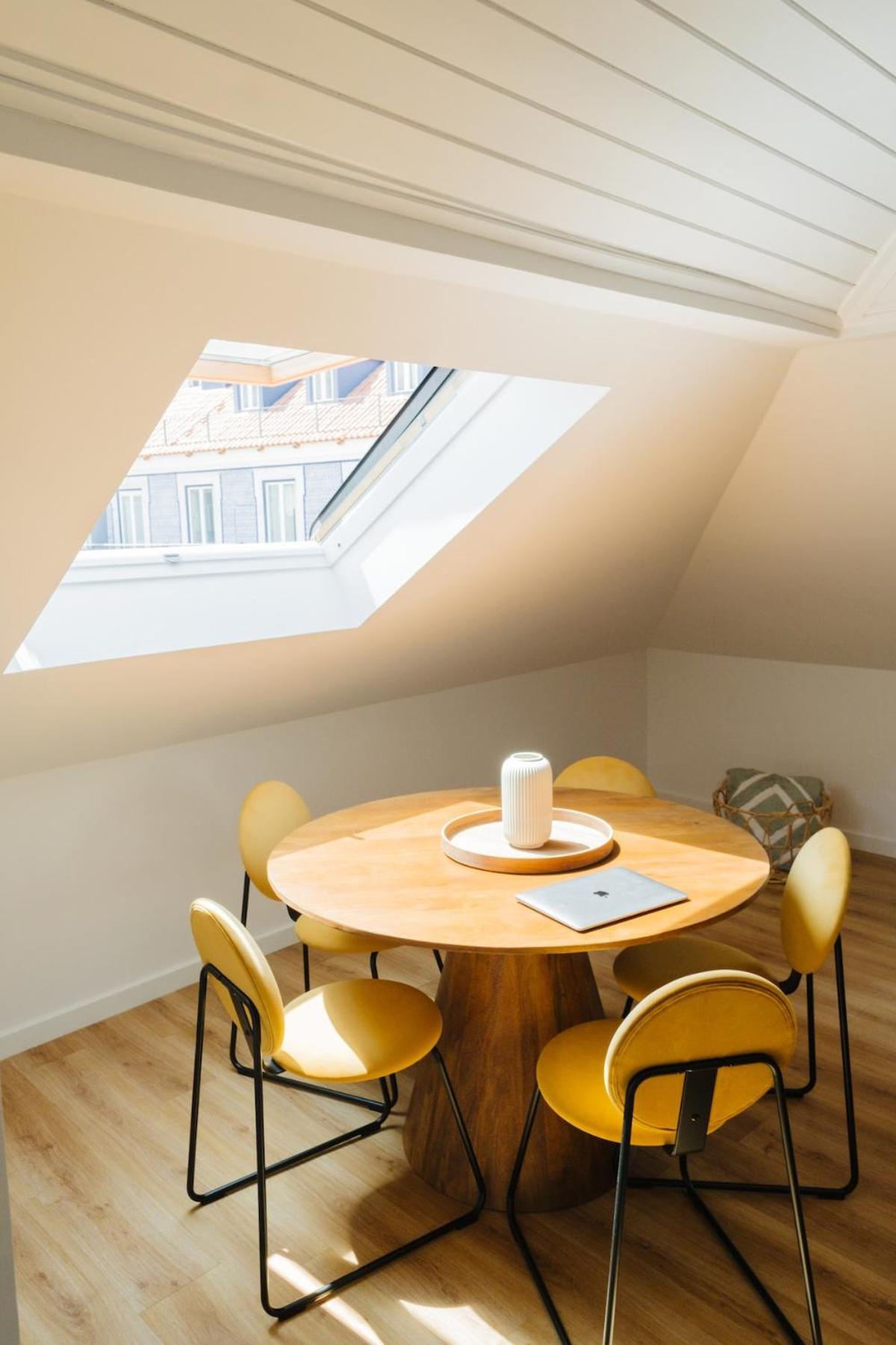 The Marigold Flower Of Apartment Lissabon